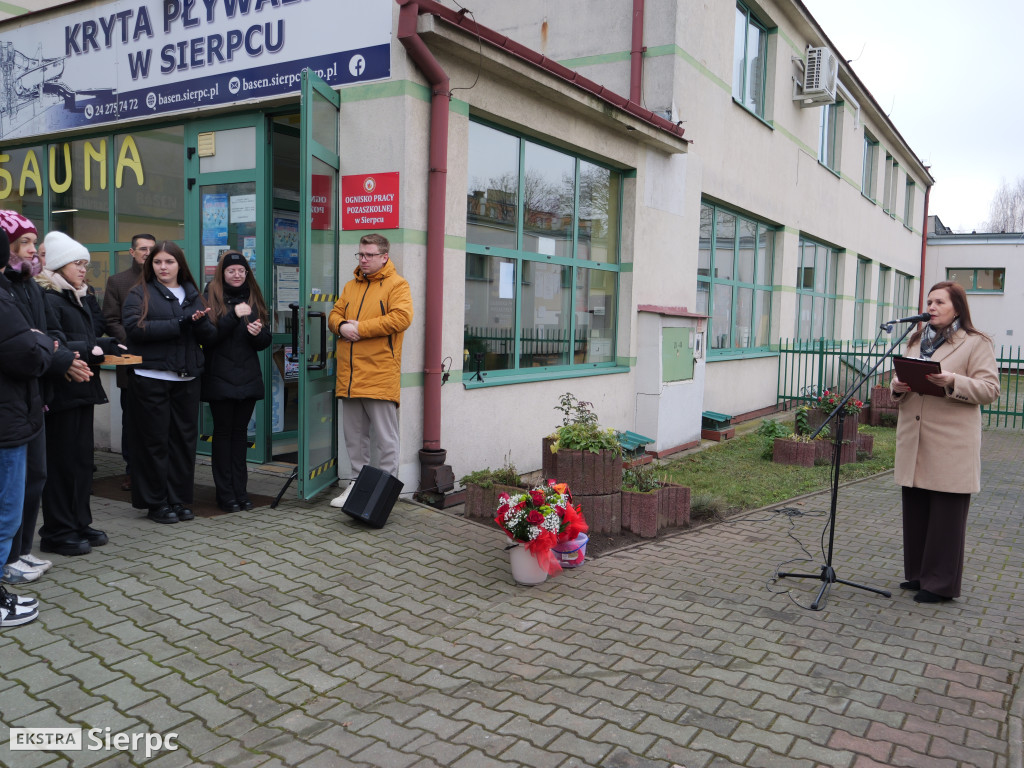 Twórczy Ognik przed Ogniskiem Pracy Pozaszkolnej