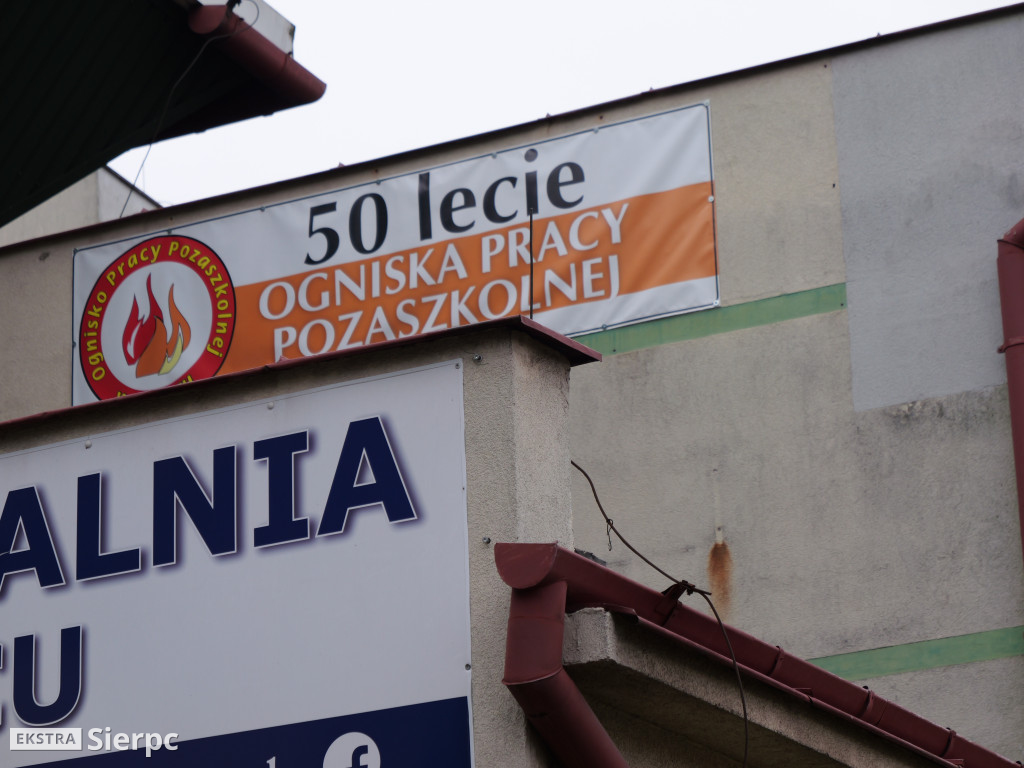 Twórczy Ognik przed Ogniskiem Pracy Pozaszkolnej