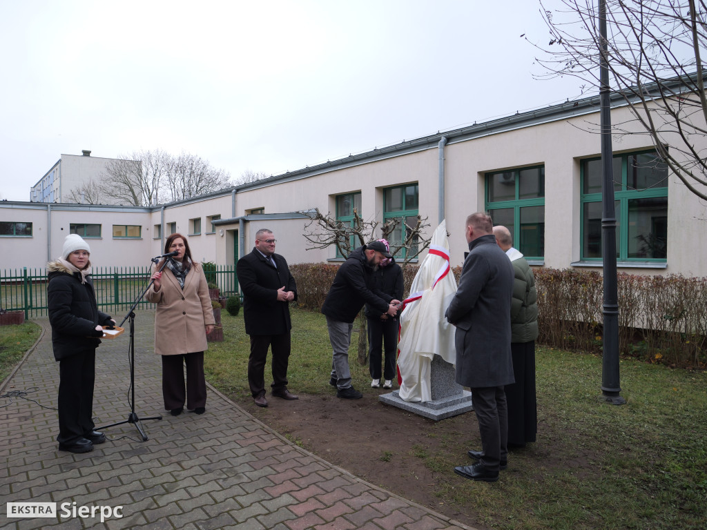 Twórczy Ognik przed Ogniskiem Pracy Pozaszkolnej