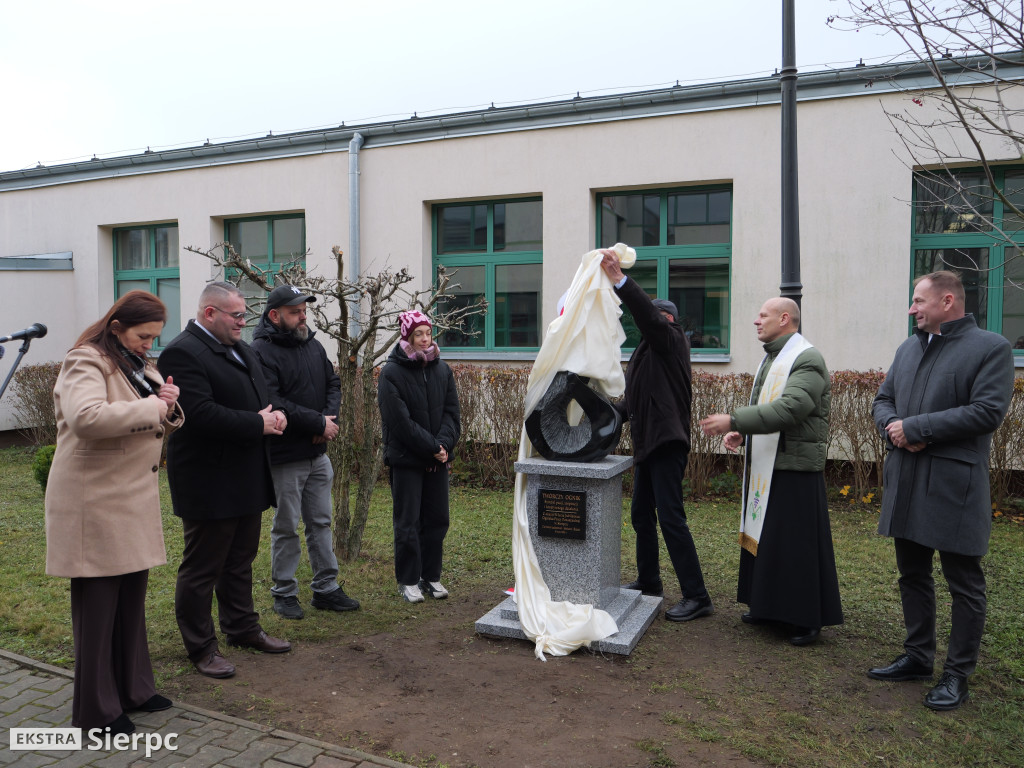 Twórczy Ognik przed Ogniskiem Pracy Pozaszkolnej