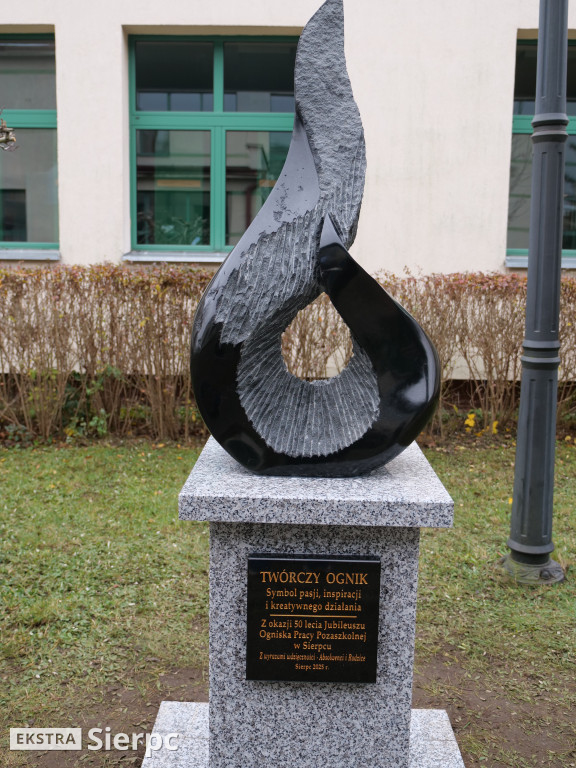 Twórczy Ognik przed Ogniskiem Pracy Pozaszkolnej