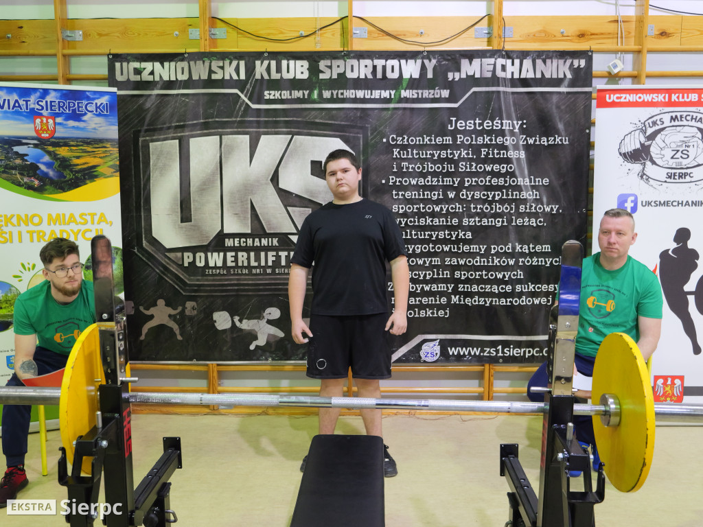 Mistrzostwa ZS nr 1 wyciskaniu sztangi leżąc
