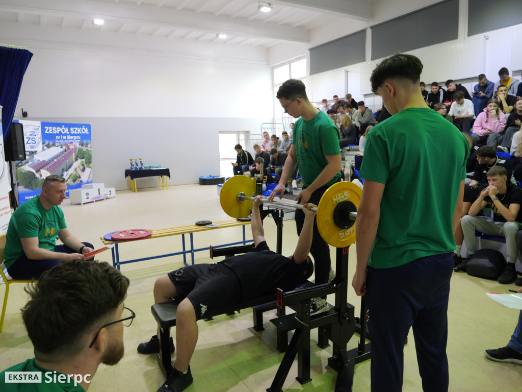 Mistrzostwa ZS nr 1 wyciskaniu sztangi leżąc