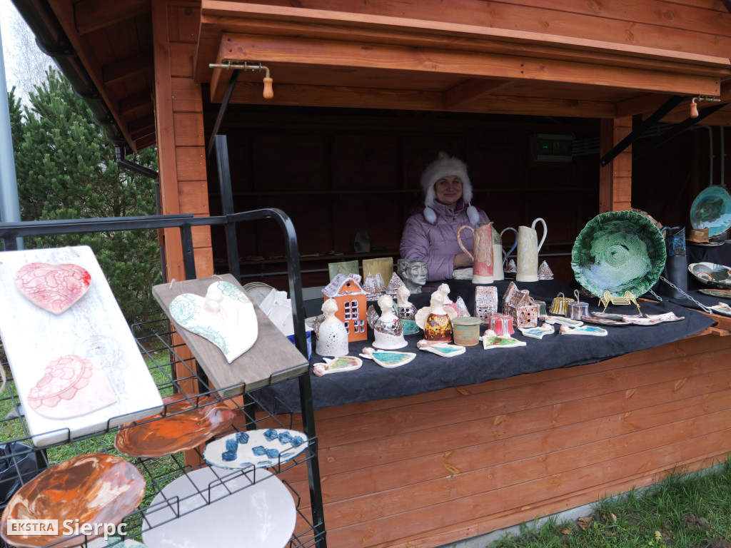 Jarmark bożonarodzeniowy w skansenie