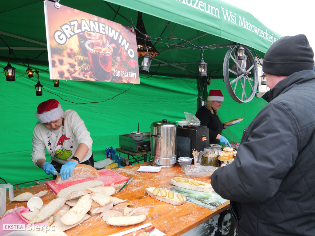 Jarmark bożonarodzeniowy w skansenie