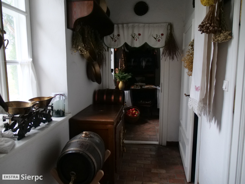 Jarmark bożonarodzeniowy w skansenie