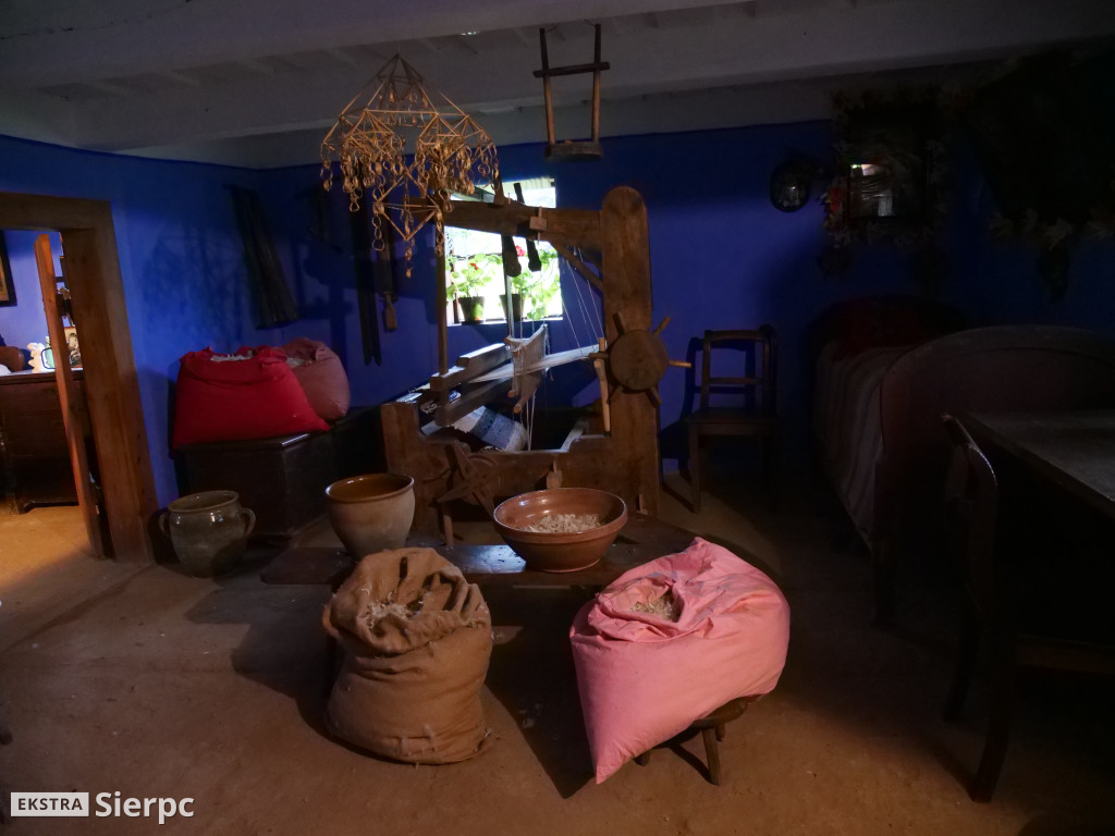 Jarmark bożonarodzeniowy w skansenie