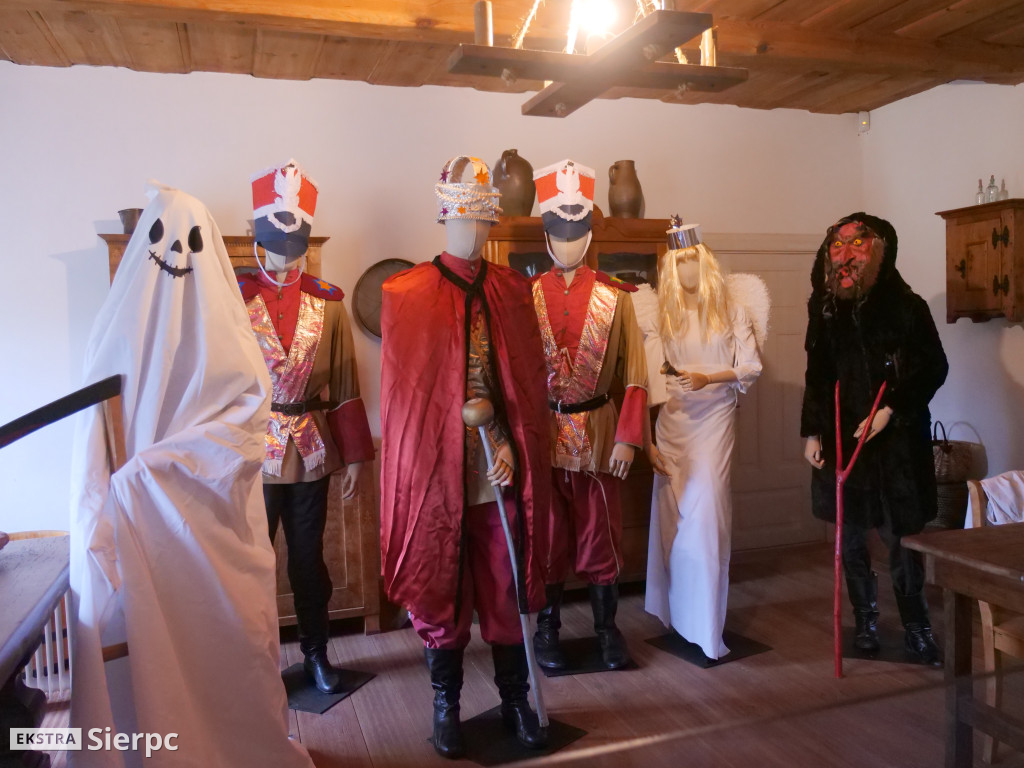 Jarmark bożonarodzeniowy w skansenie