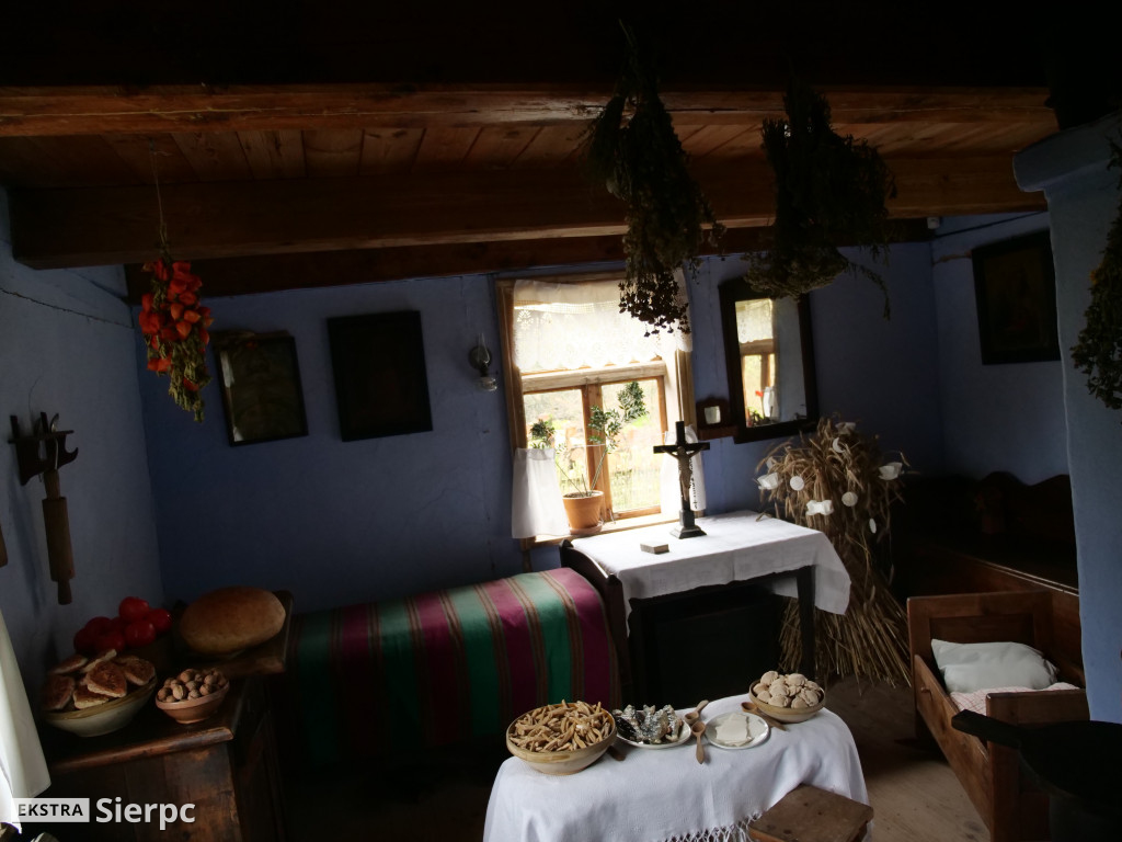 Jarmark bożonarodzeniowy w skansenie