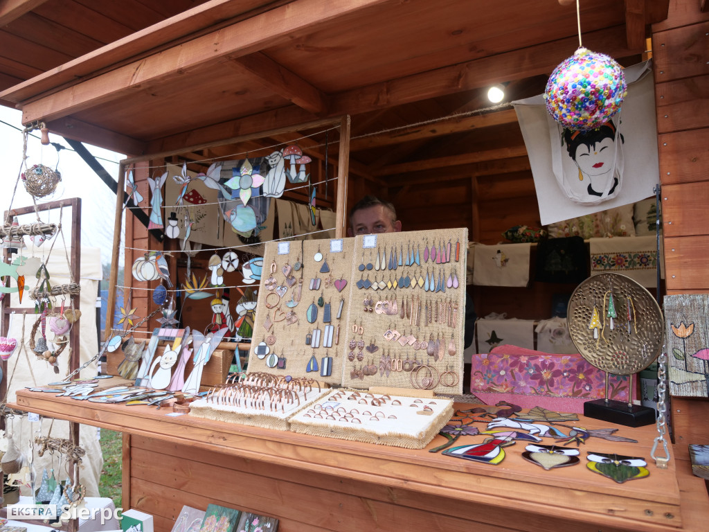 Jarmark bożonarodzeniowy w skansenie