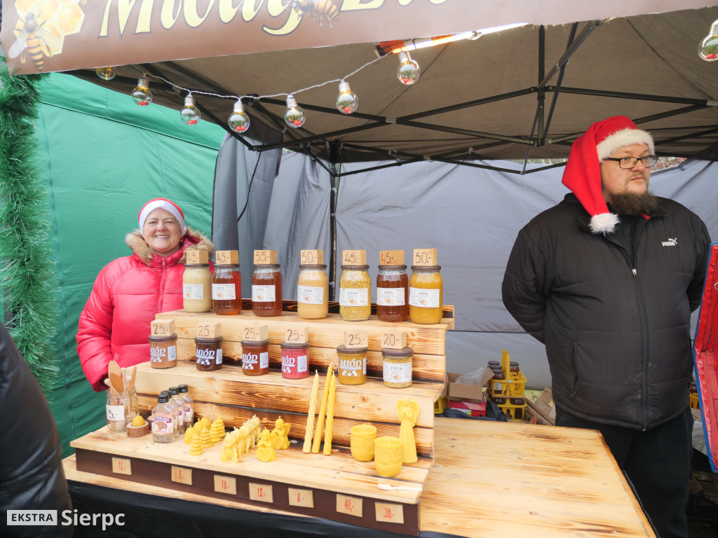 Jarmark bożonarodzeniowy w skansenie