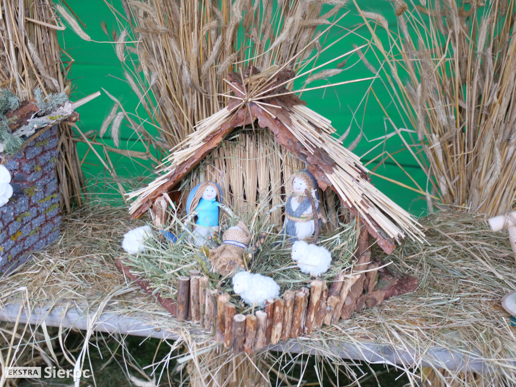 Jarmark bożonarodzeniowy w skansenie