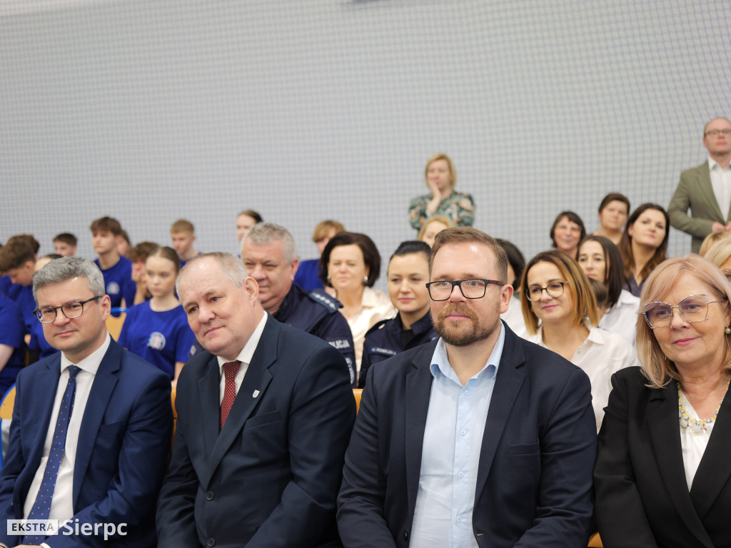 Ślubowanie i promocja klas policyjnych