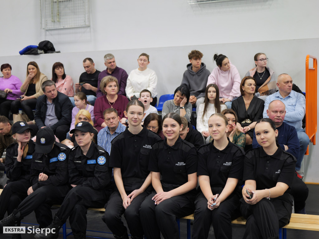 Ślubowanie i promocja klas policyjnych