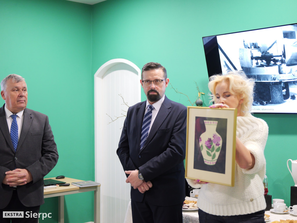 Wystawa ceramiki w sierpeckim ratuszu