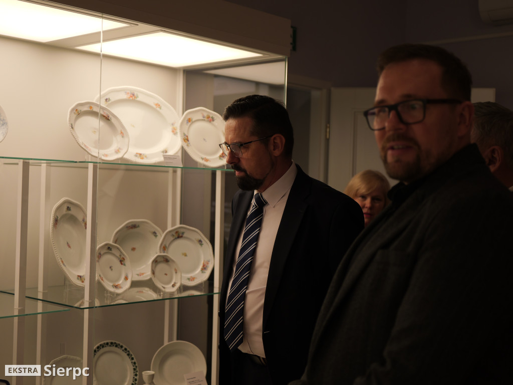 Wystawa ceramiki w sierpeckim ratuszu