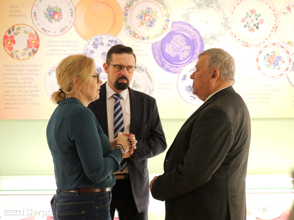 Wystawa ceramiki w sierpeckim ratuszu