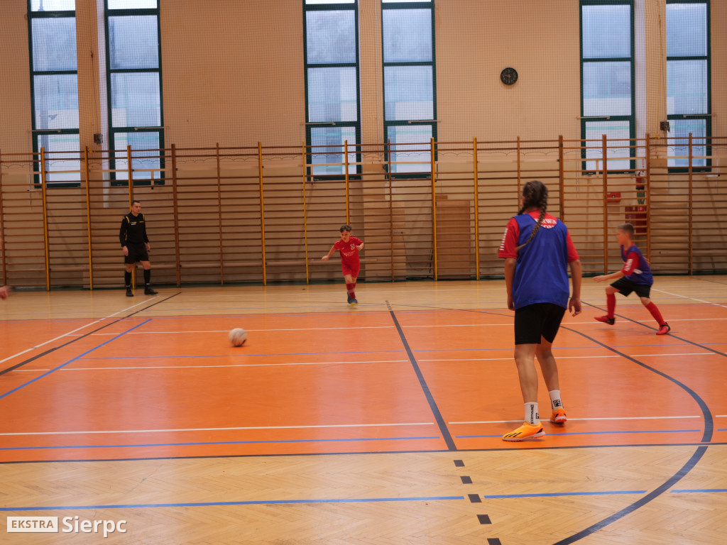 IV Świąteczny Turniej Piłki Nożnej