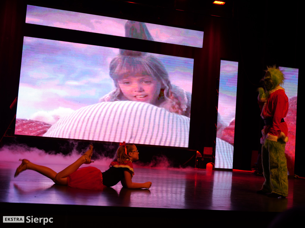 13 Świateczna Gala Art Dance cz. 1