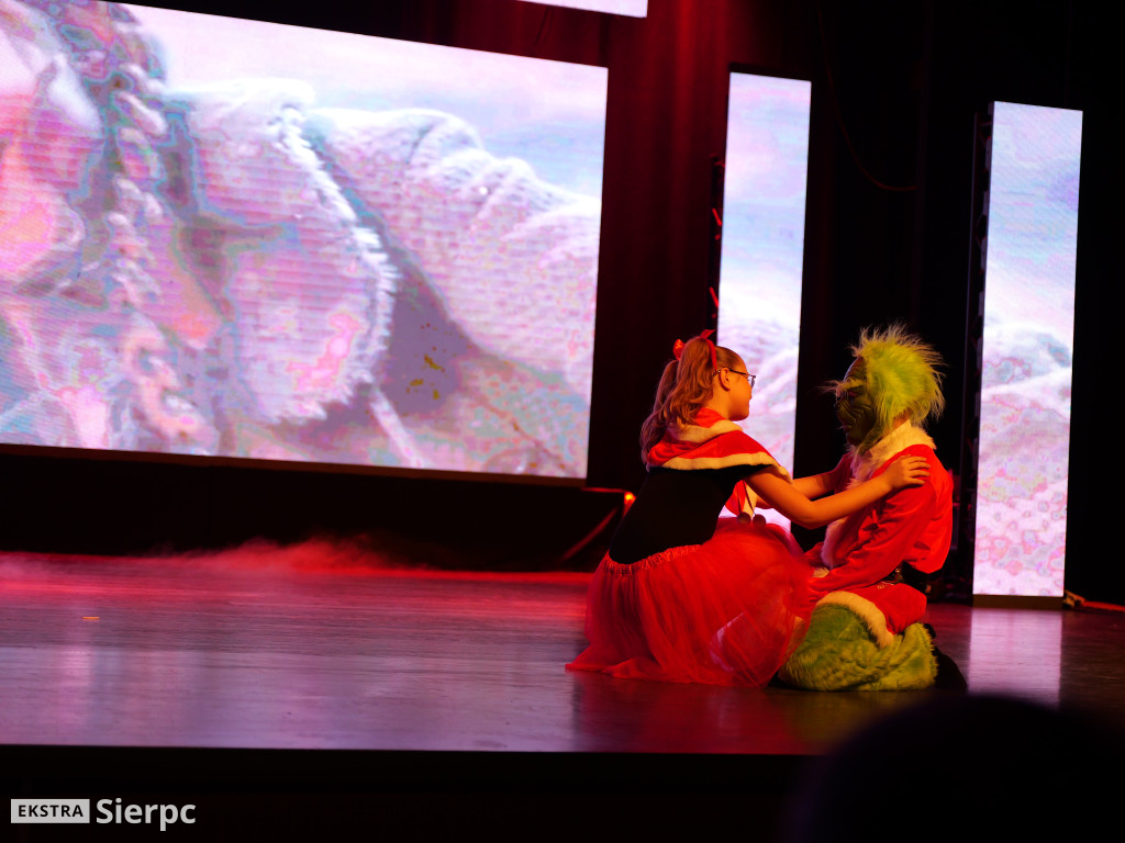 13 Świateczna Gala Art Dance cz. 1