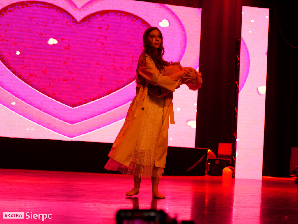 13 Świateczna Gala Art Dance cz. 1