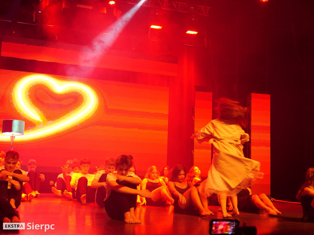 13 Świateczna Gala Art Dance cz. 1