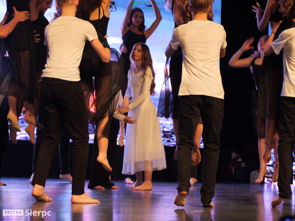 13 Świateczna Gala Art Dance cz. 1