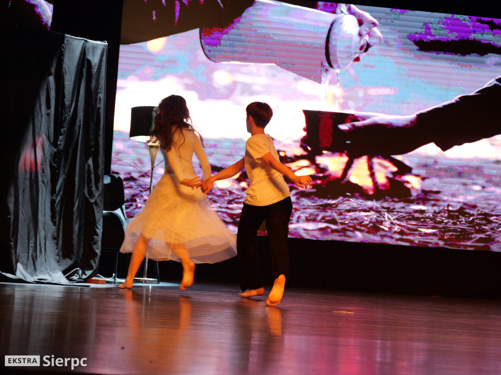 13 Świateczna Gala Art Dance cz. 1