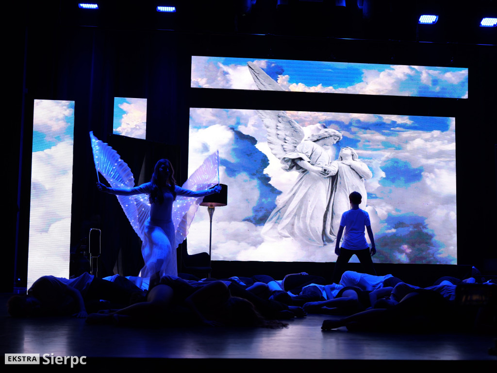 13 Świateczna Gala Art Dance cz. 1