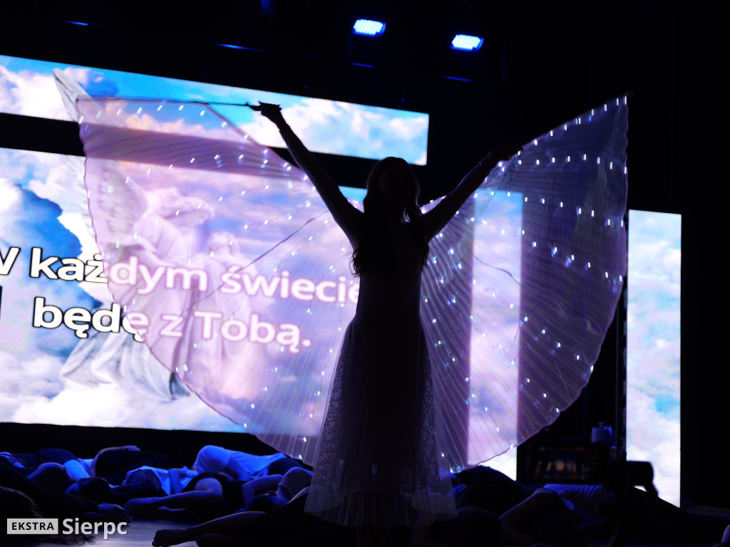 13 Świateczna Gala Art Dance cz. 1