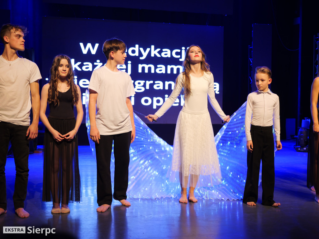 13 Świateczna Gala Art Dance cz. 1