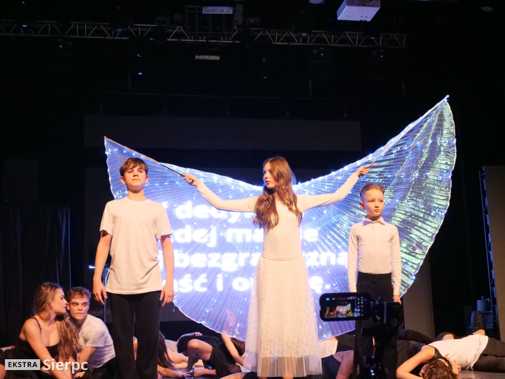 13. Świateczna Gala Art Dance cz. 2