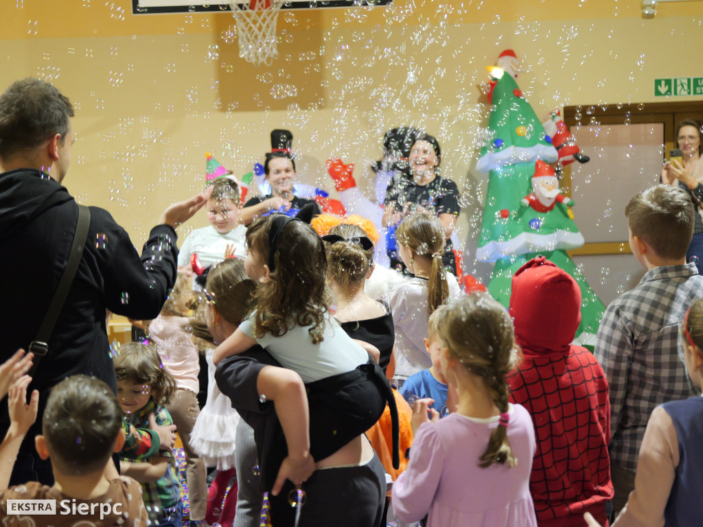 Choinka na Osiedlu nr 1 w Sierpcu
