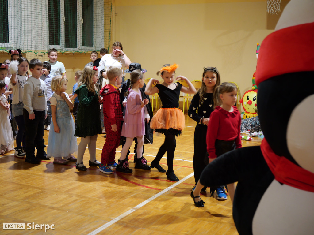 Choinka na Osiedlu nr 1 w Sierpcu