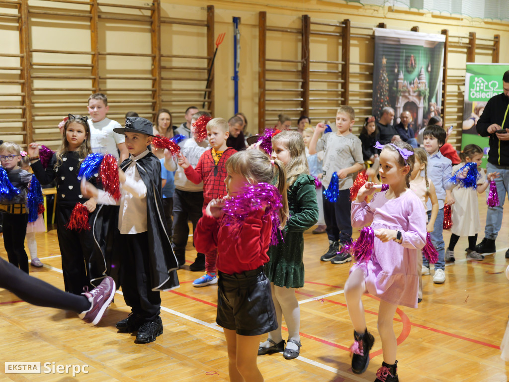 Choinka na Osiedlu nr 1 w Sierpcu