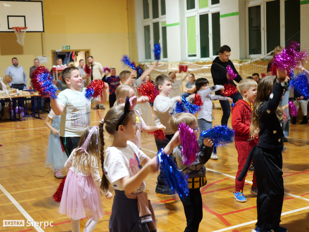 Choinka na Osiedlu nr 1 w Sierpcu