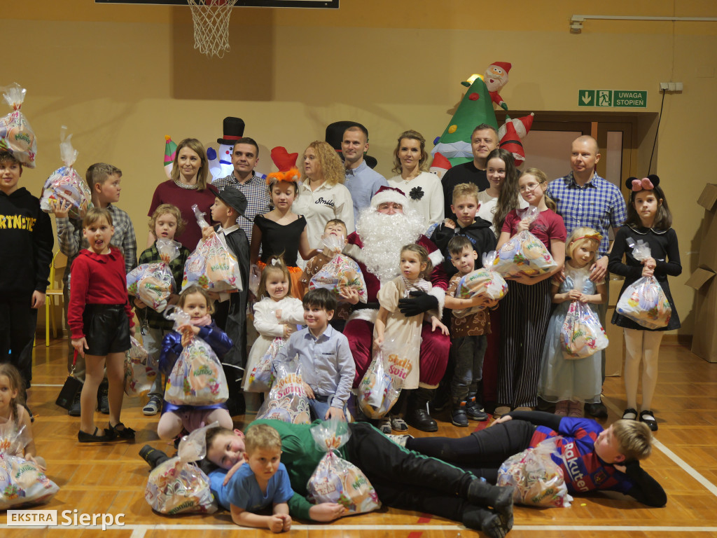 Choinka na Osiedlu nr 1 w Sierpcu