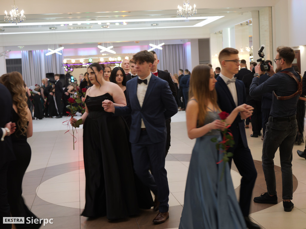 Studniówka z ZSCKR w Studzieńcu