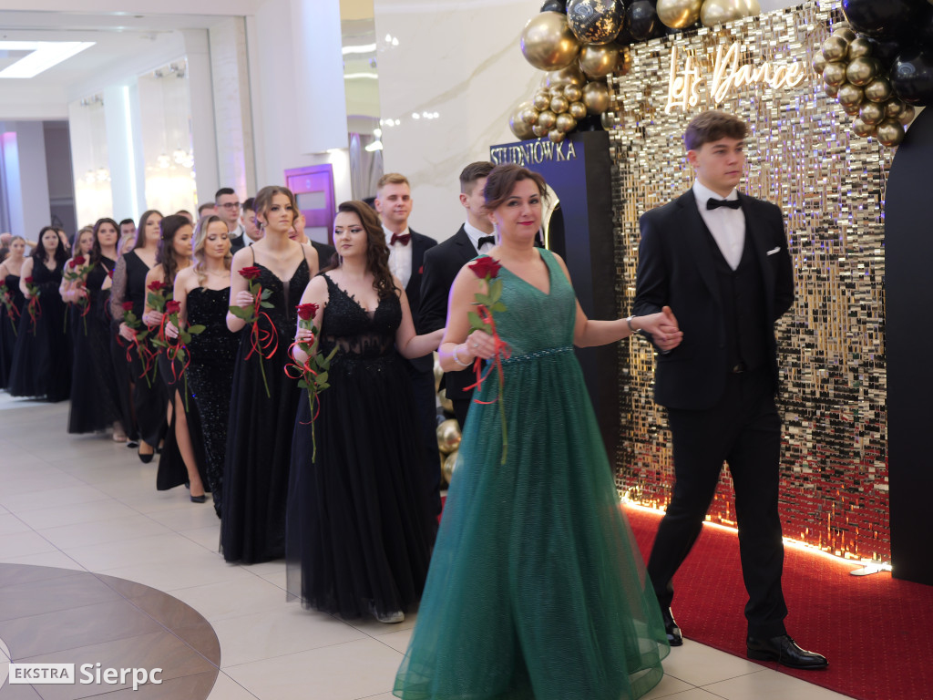 Studniówka z ZSCKR w Studzieńcu