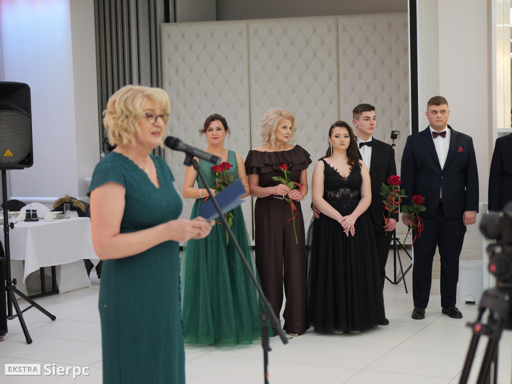 Studniówka z ZSCKR w Studzieńcu