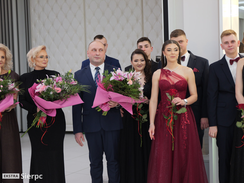 Studniówka z ZSCKR w Studzieńcu