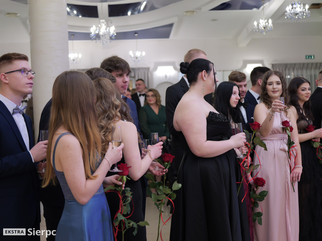 Studniówka z ZSCKR w Studzieńcu