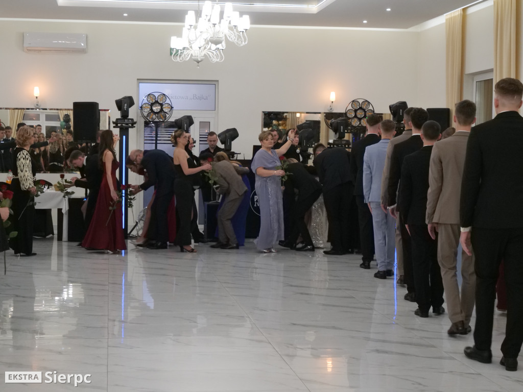 Studniówka ZSS w Zawidzu Kościelnym