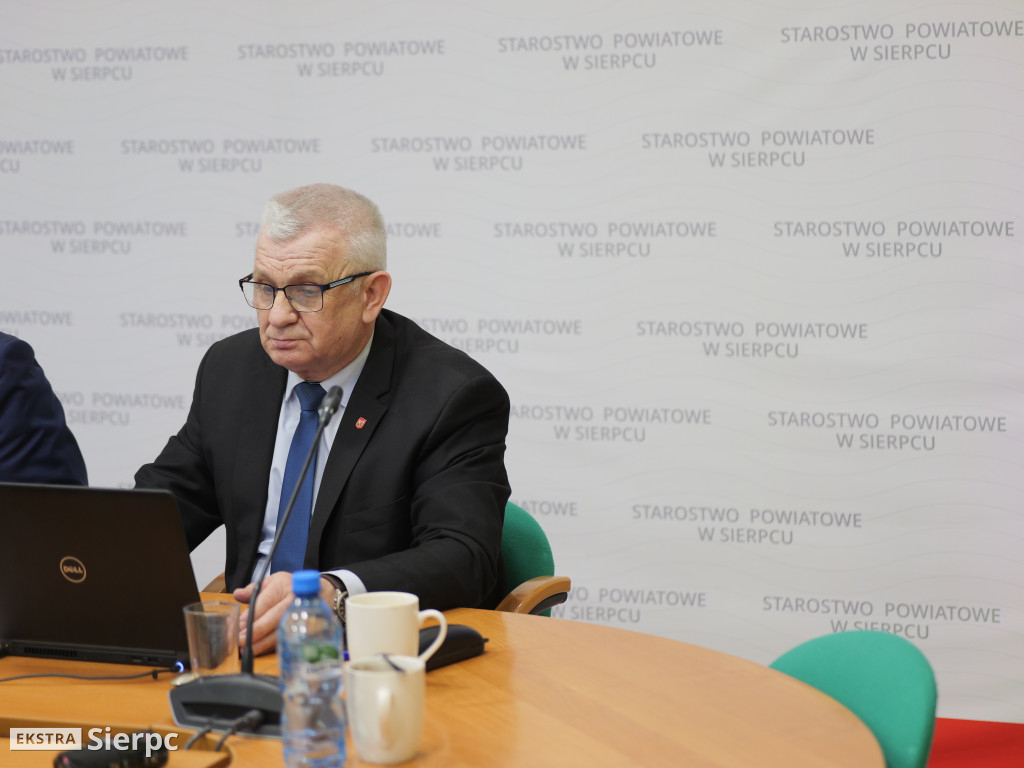 Sesja Rady Powiatu Sierpeckiego