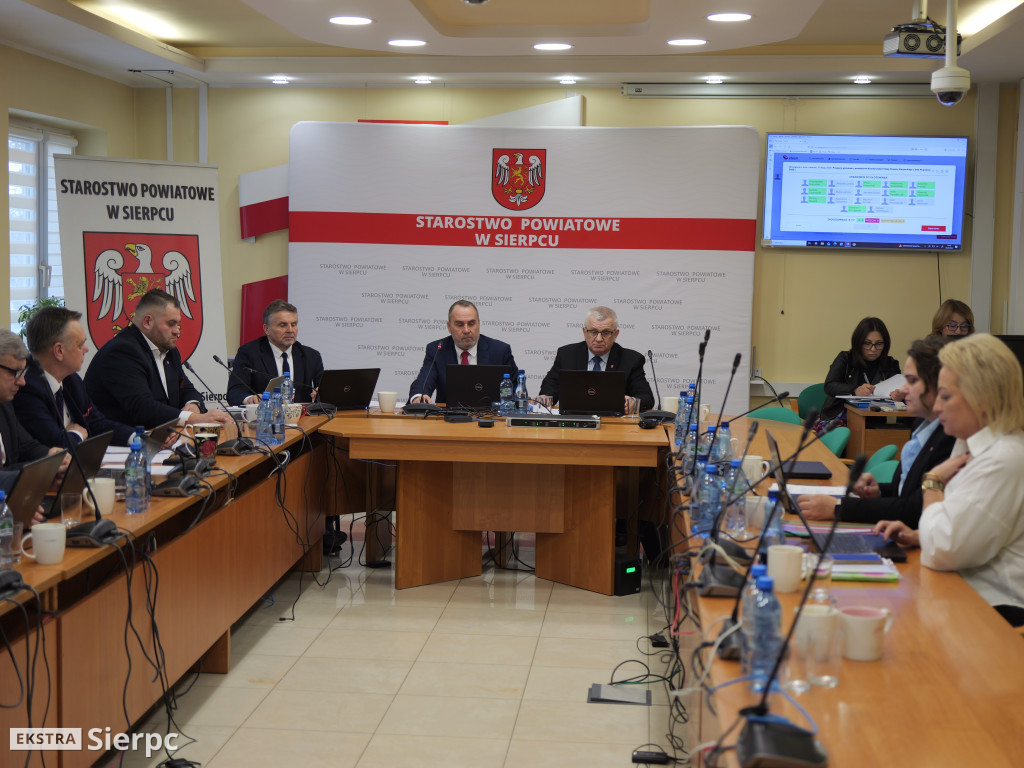 Sesja Rady Powiatu Sierpeckiego