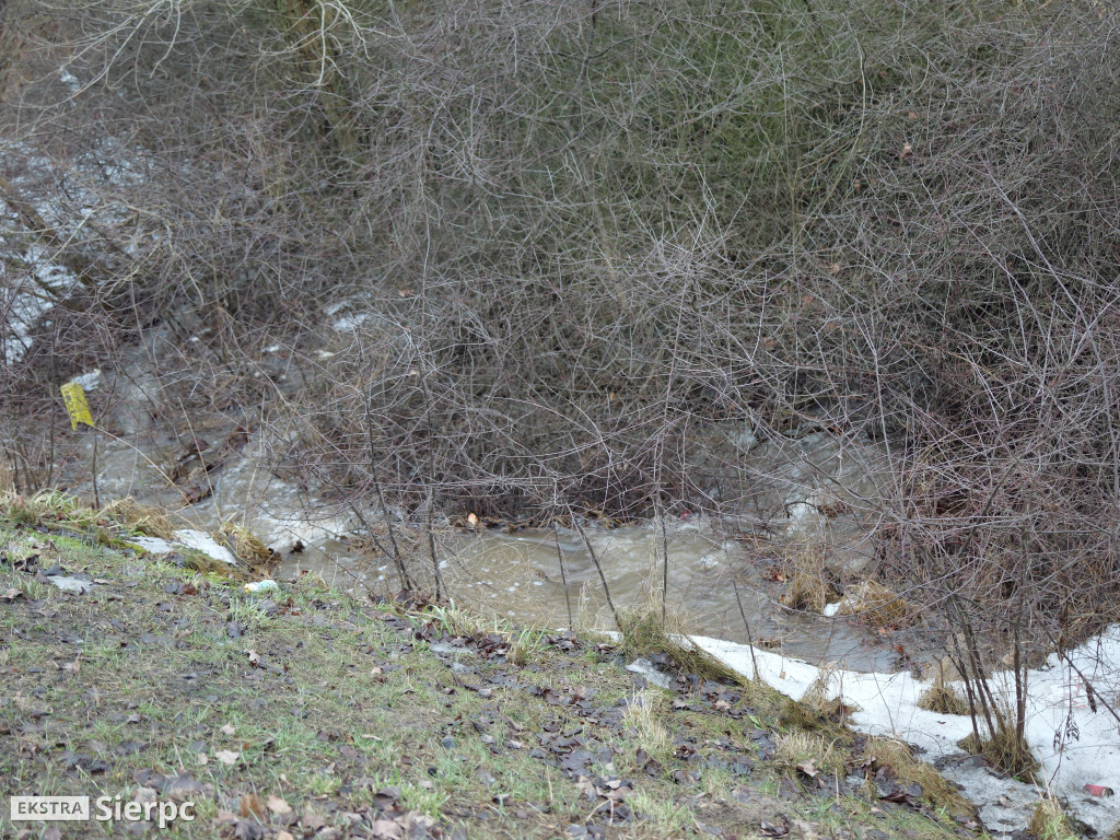 Woda na drodze krajowej nr 10