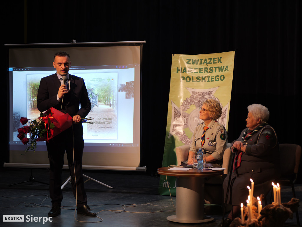 Książka  „Sylwetki komendantów Hufca ZHP Sierpc”