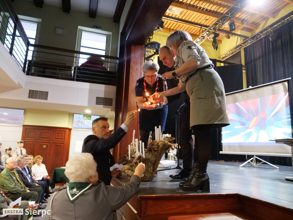 Książka  „Sylwetki komendantów Hufca ZHP Sierpc”