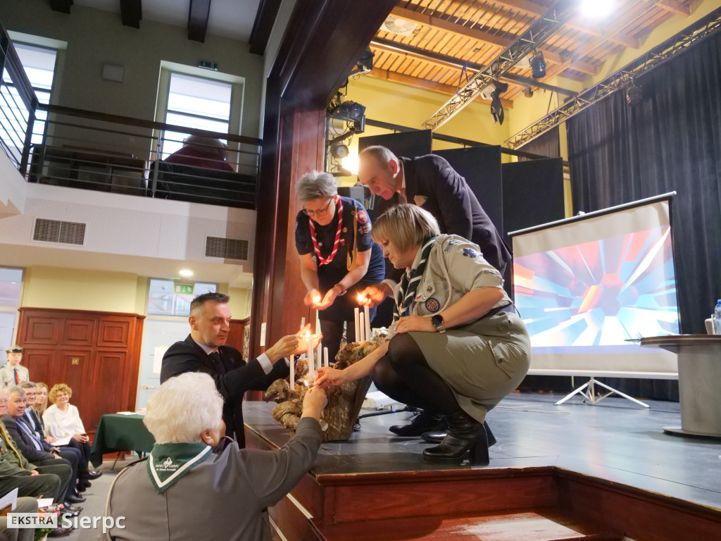 Książka  „Sylwetki komendantów Hufca ZHP Sierpc”