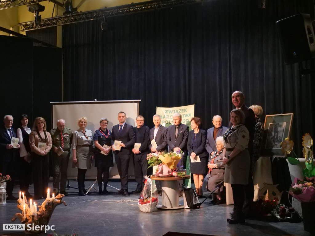 Książka  „Sylwetki komendantów Hufca ZHP Sierpc”